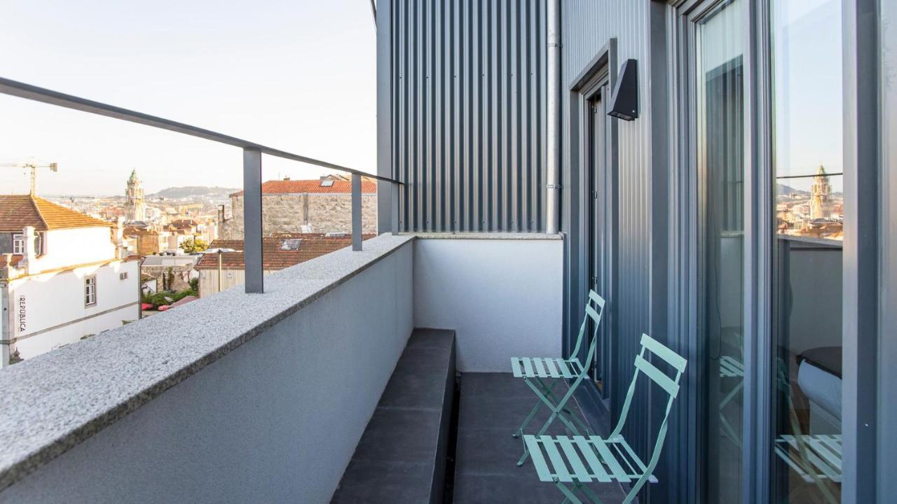 Stylish Studio W/ Ac & Balcony By Lovelystay Porto Exterior foto